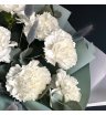 Букет с нежными диантусами и эвкалиптом 1