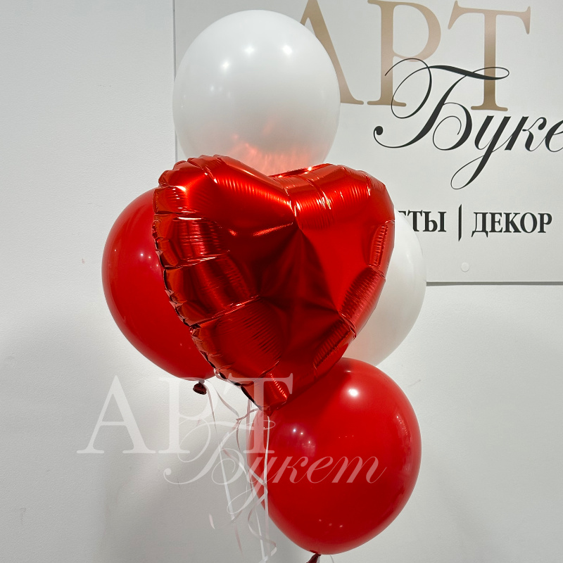 Фонтан из шаров «С любовью!»